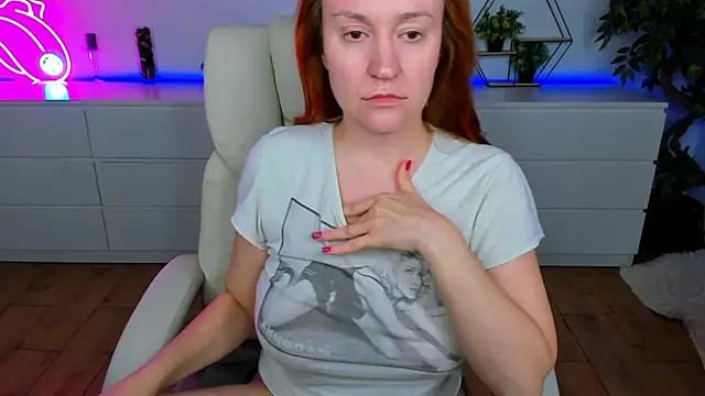 Kamilla Hot online show from November 7, 9:37 pm