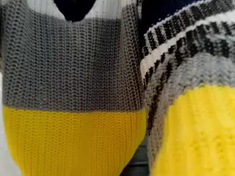 Snapshot of elenaza chatting on January 6, 10:46 am elenaza online show from January 6, 10:46 am