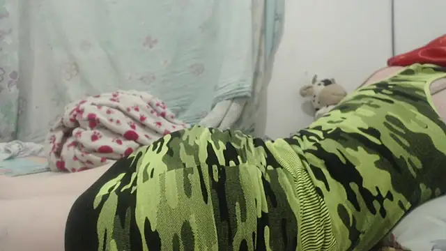 Snapshot of Kittywhiteass chatting on March 11, 6:43 am Kittywhiteass online show from March 11, 6:43 am