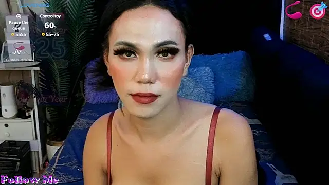 Snapshot of Horny_Sassy chatting on February 25, 12:36 am Horny Sassy online show from February 25, 12:36 am