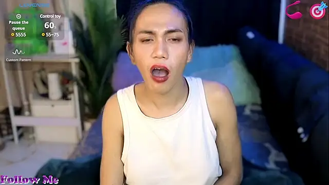 Snapshot of Horny_Sassy chatting on February 26, 9:21 am Horny Sassy online show from February 26, 9:21 am