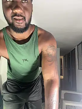 blackdrey18 online show from February 6, 2:15 pm