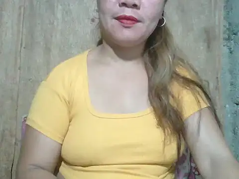 HungryPussypinayX online show from September 13, 1:00 pm