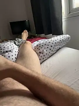 locallad88 online show from December 8, 8:20 am