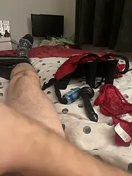 locallad88 online show from December 15, 5:10 pm