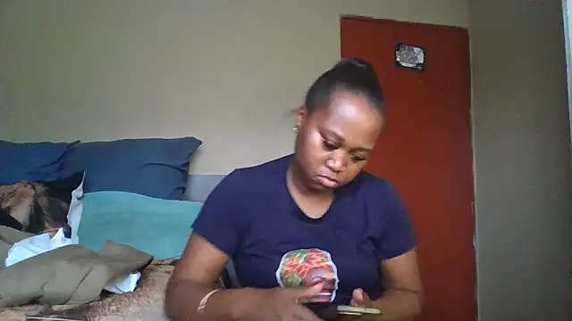 EbonySeductressx online show from October 20, 12:05 pm