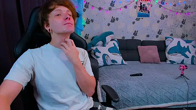 Snapshot of lakmsrrrmrrr chatting on December 2, 7:47 am lakmsrrrmrrr online show from December 2, 7:47 am