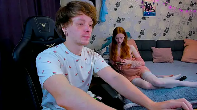 Snapshot of lakmsrrrmrrr chatting on January 2, 10:37 am lakmsrrrmrrr online show from January 2, 10:37 am