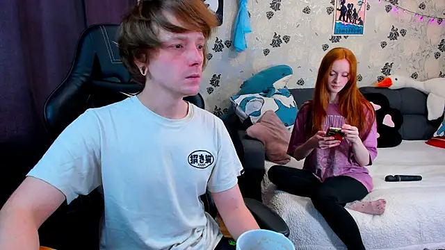 Snapshot of lakmsrrrmrrr chatting on February 6, 11:10 am lakmsrrrmrrr online show from February 6, 11:10 am