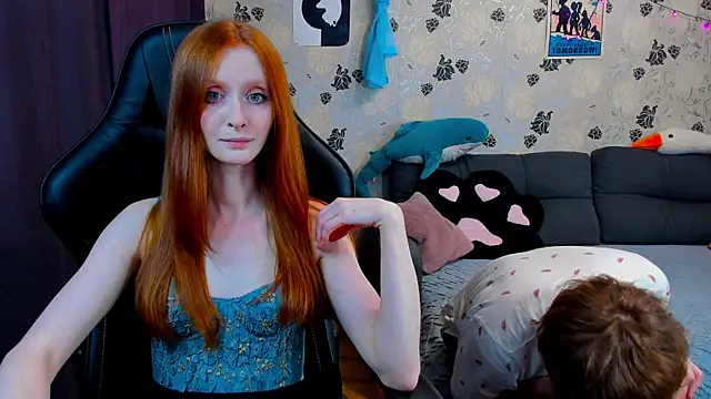 Snapshot of lakmsrrrmrrr chatting on February 8, 10:50 am lakmsrrrmrrr online show from February 8, 10:50 am