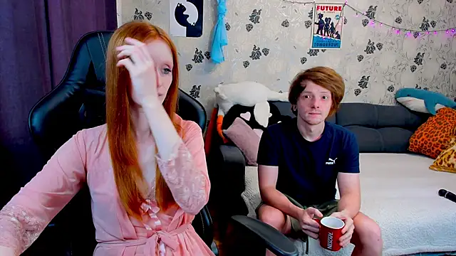 Snapshot of lakmsrrrmrrr chatting on February 18, 9:43 am lakmsrrrmrrr online show from February 18, 9:43 am