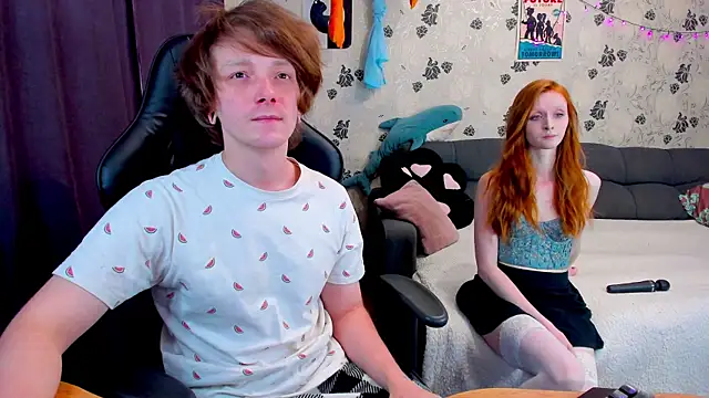 Snapshot of lakmsrrrmrrr chatting on March 1, 8:34 am lakmsrrrmrrr online show from March 1, 8:34 am