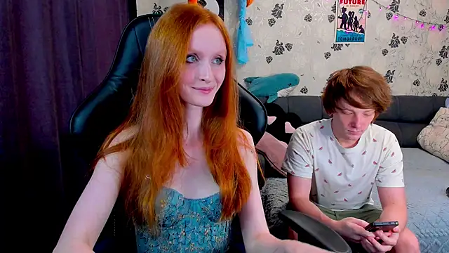 Snapshot of lakmsrrrmrrr chatting on March 5, 9:27 am lakmsrrrmrrr online show from March 5, 9:27 am