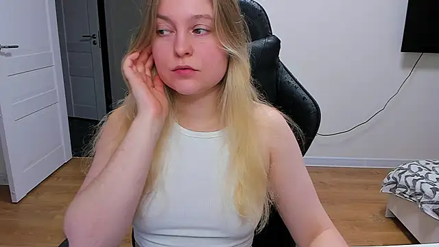 stacy miracle online show from March 11, 7:58 pm