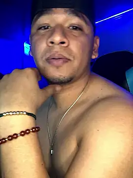 Dominik ozz online show from January 18, 3:54 am