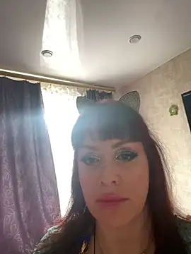 Lolaley2 online show from April 12, 7:24 am