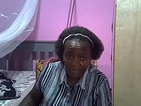 Snapshot of Ebonyceline chatting on February 20, 5:40 pm Ebonyceline online show from February 20, 5:40 pm