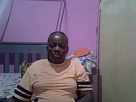 Snapshot of Ebonyceline chatting on February 24, 4:58 pm Ebonyceline online show from February 24, 4:58 pm