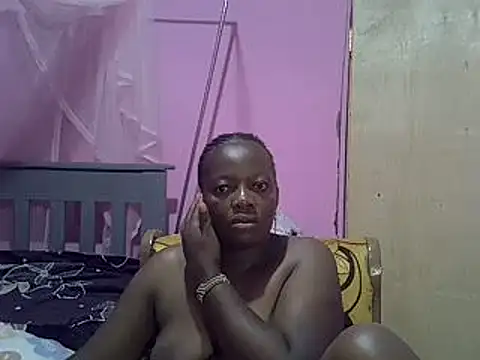 Snapshot of Ebonyceline chatting on March 6, 10:47 pm Ebonyceline online show from March 6, 10:47 pm