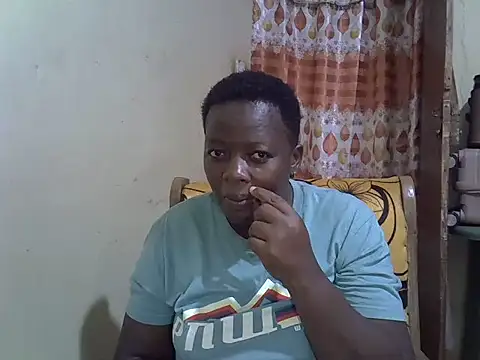 Snapshot of Ebonyceline chatting on October 7, 10:45 am Ebonyceline online show from October 7, 10:45 am