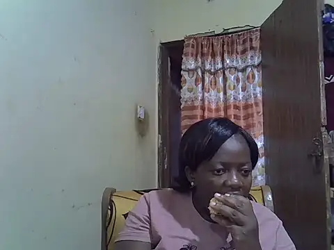 Snapshot of Ebonyceline chatting on November 21, 6:50 pm Ebonyceline online show from November 21, 6:50 pm