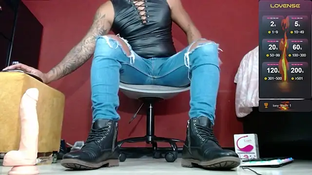 TomLover 12 online show from February 10, 2:59 pm