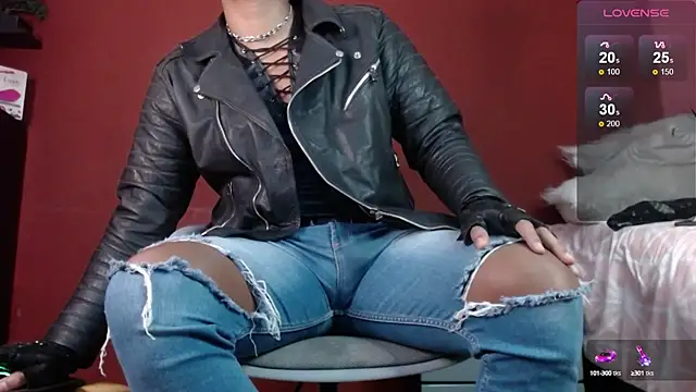 TomLover 12 online show from March 18, 12:58 pm