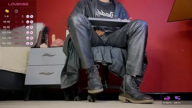 TomLover 12 online show from November 6, 1:17 am