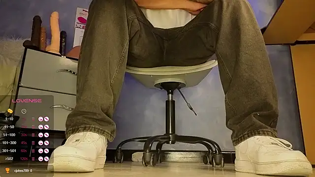 TomLover 12 online show from March 17, 4:06 am