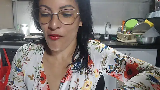 kateleyagrey online show from September 12, 8:09 pm