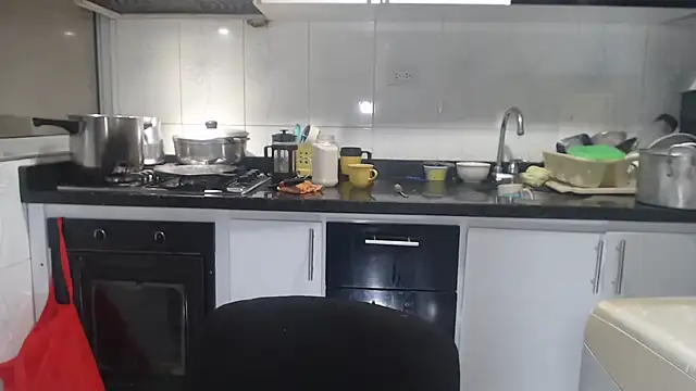 kateleyagrey online show from October 8, 12:03 pm