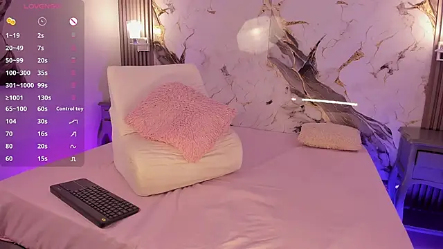 TianaaJackson online show from October 2, 7:43 pm