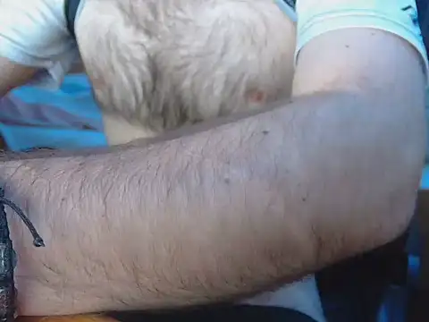 Snapshot of KmlBI26 chatting on January 24, 5:53 pm KmlBI26 online show from January 24, 5:53 pm