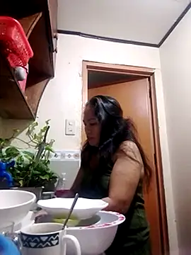 Snapshot of Sofiafuckbabes chatting on February 6, 3:16 am Sofiafuckbabes online show from February 6, 3:16 am