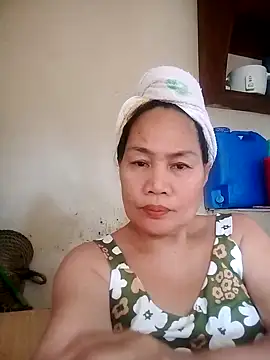 Snapshot of Sofiafuckbabes chatting on February 15, 7:27 am Sofiafuckbabes online show from February 15, 7:27 am