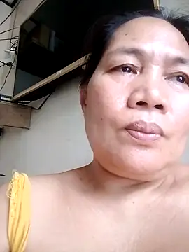 Snapshot of Sofiafuckbabes chatting on March 1, 2:15 am Sofiafuckbabes online show from March 1, 2:15 am