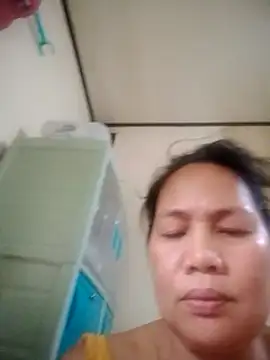 Snapshot of Sofiafuckbabes chatting on March 20, 12:51 am Sofiafuckbabes online show from March 20, 12:51 am