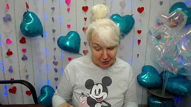 BlondyLeeBest online show from February 1, 7:34 pm