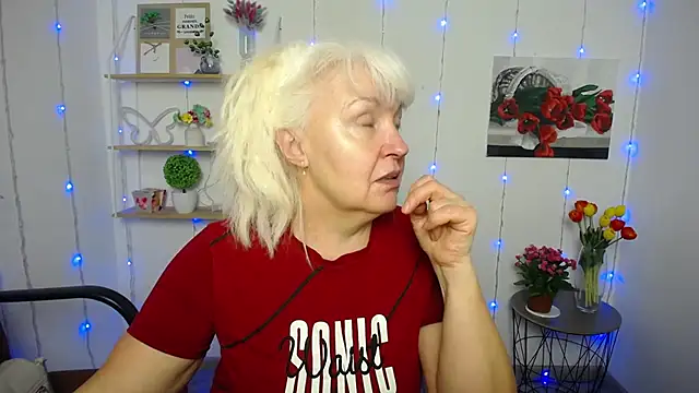 BlondyLeeBest online show from March 14, 7:12 pm