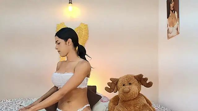 Snapshot of salome_Collins_1 chatting on September 21, 11:06 pm salome Collins 1 online show from September 21, 11:06 pm