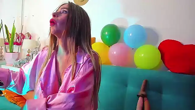 Victoria Jonness online show from February 14, 7:54 pm