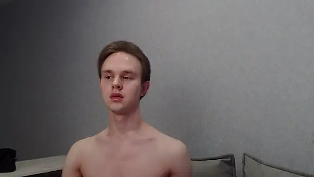 Snapshot of MartinMendez chatting on February 2, 9:40 am MartinMendez online show from February 2, 9:40 am