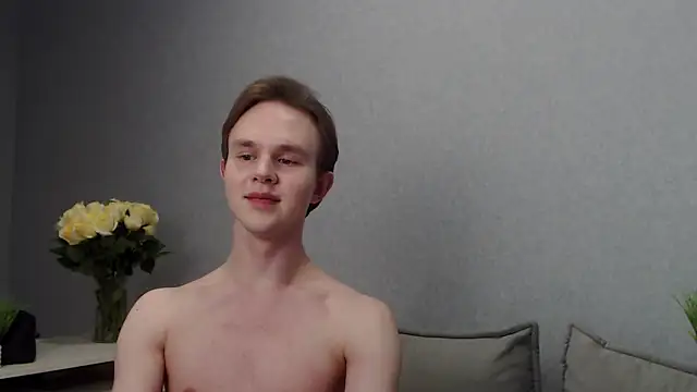 Snapshot of MartinMendez chatting on February 15, 2:44 pm MartinMendez online show from February 15, 2:44 pm