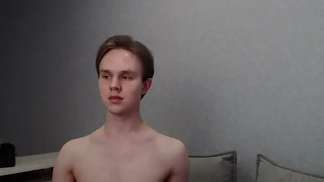 Snapshot of MartinMendez chatting on February 26, 12:03 pm MartinMendez online show from February 26, 12:03 pm