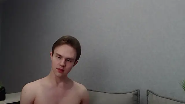 Snapshot of MartinMendez chatting on March 8, 3:24 pm MartinMendez online show from March 8, 3:24 pm