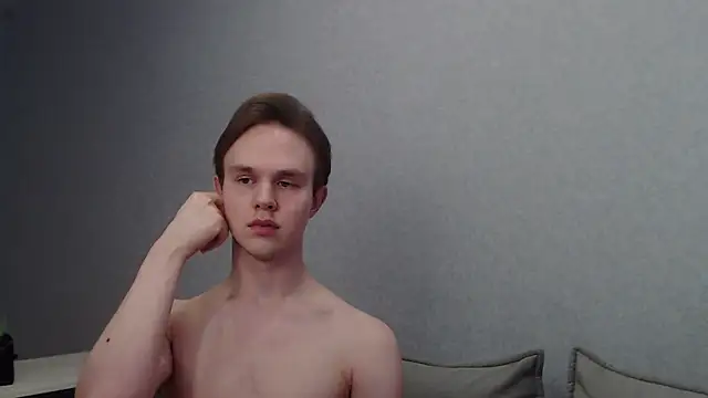 Snapshot of MartinMendez chatting on March 9, 12:09 pm MartinMendez online show from March 9, 12:09 pm