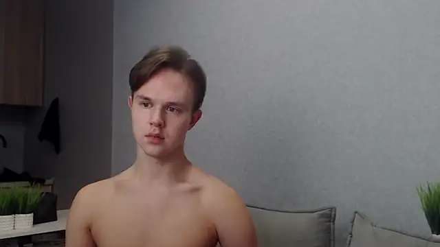 Snapshot of MartinMendez chatting on November 21, 9:08 am MartinMendez online show from November 21, 9:08 am