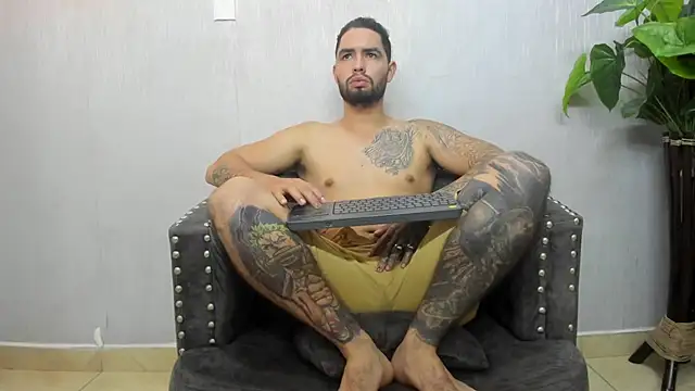 Snapshot of matteosantos chatting on March 15, 5:48 pm matteosantos online show from March 15, 5:48 pm