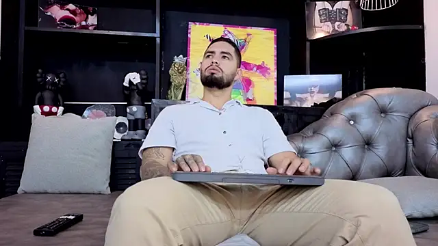 Snapshot of matteosantos chatting on September 20, 11:44 am matteosantos online show from September 20, 11:44 am