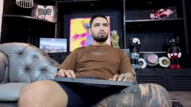 Snapshot of matteosantos chatting on September 23, 11:57 am matteosantos online show from September 23, 11:57 am